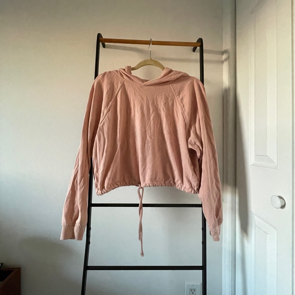 GUC - H&M Cropped Hoodie with Drawstring